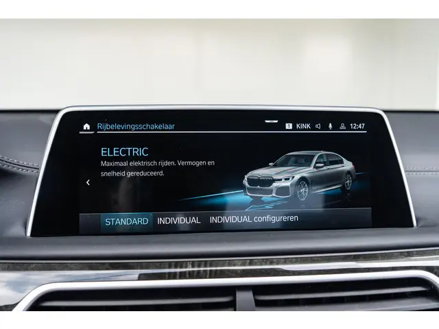 BMW 7 Serie Sedan 745e 2021 Hybride Benzine 28