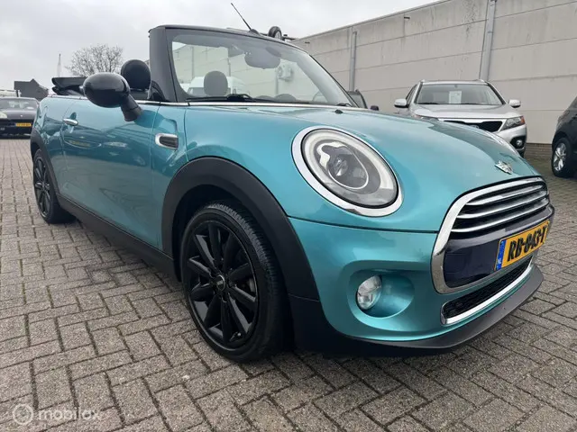 MINI Cooper Cabrio 1.5 Chili Business 2017 Benzine 3