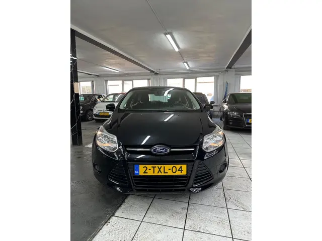 Ford Focus 1.0 EcoBoost Edition 2014 Benzine 2