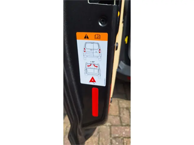 Ford Transit Courier 1.0 Ambiente 2018 Benzine 14