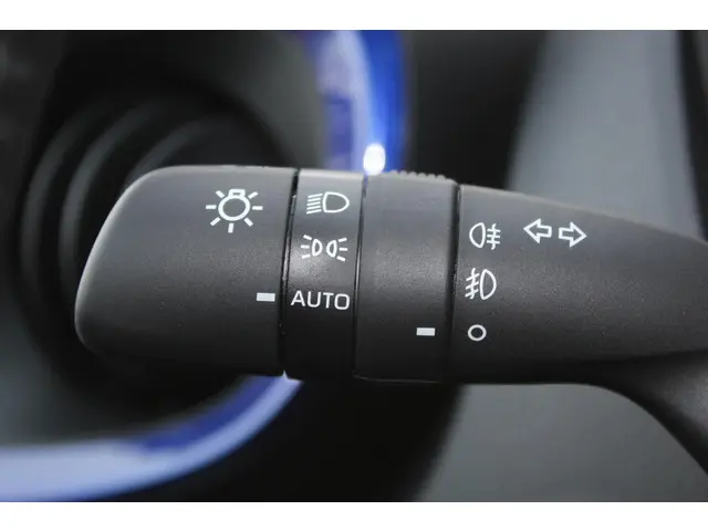 Toyota Aygo X 1.0 VVT-i S-CVT Pulse Automaat 2024 Benzine 30