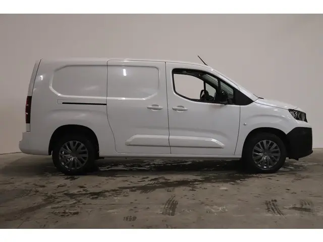 Peugeot Partner 1.5 BlueHDi 100 S&S L1 2023 Diesel 24