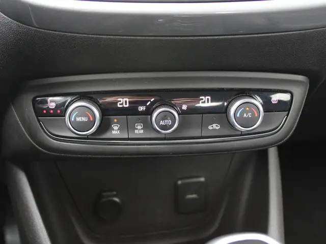 Opel Crossland 1.2 Turbo Elegance 2021 Benzine 15
