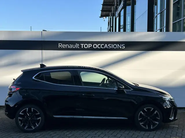 Renault Clio 1.0 TCe 90 GPF techno 2024 Benzine 16