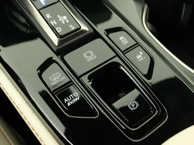 Lexus NX 450h+ Executive Limited 2022 Hybride Benzine 32