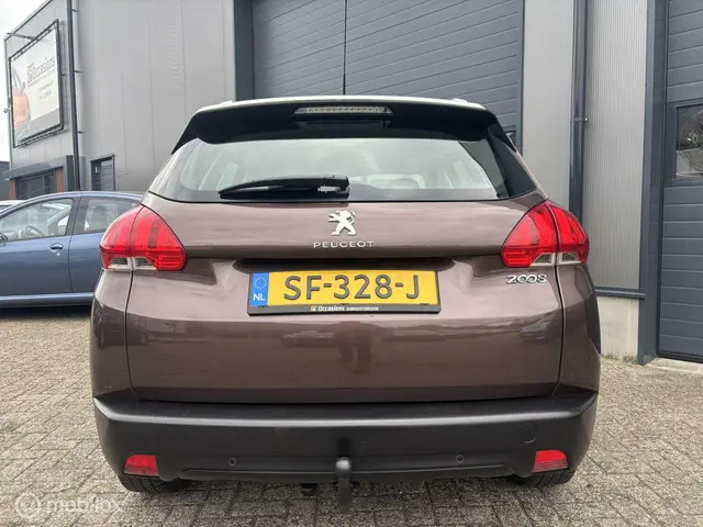 Peugeot 2008 1.6 e-HDi Blue Lease Executive 2014 Diesel 31