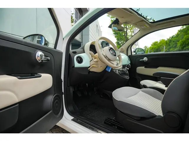 Fiat 500 0.9 TwinAir Turbo Collezione 2018 Benzine 4