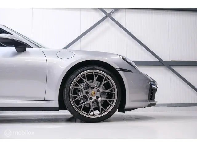 Porsche 911 3.0 Carrera 2020 Benzine 7