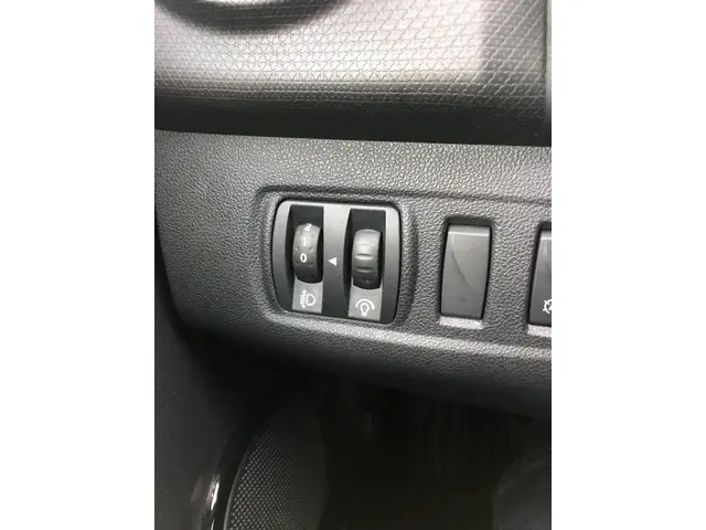 Renault Clio Estate 0.9 TCe Zen 2020 Benzine 19