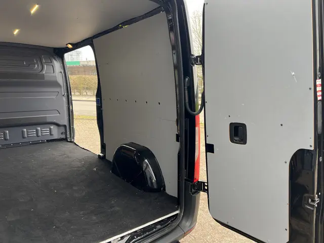 Mercedes-Benz Sprinter 314 2.2 CDI L2H1 2019 Diesel 30