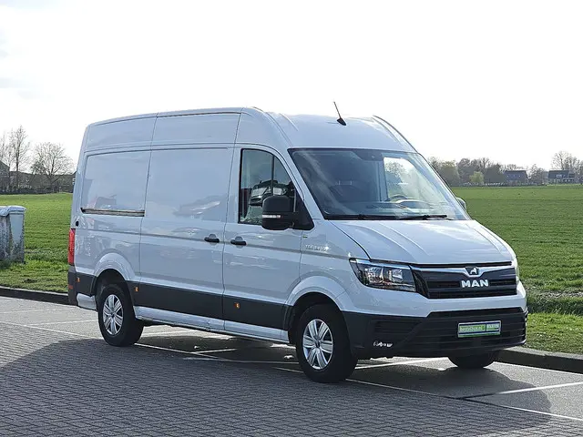 MAN TGE 3.140 2022 Diesel 5