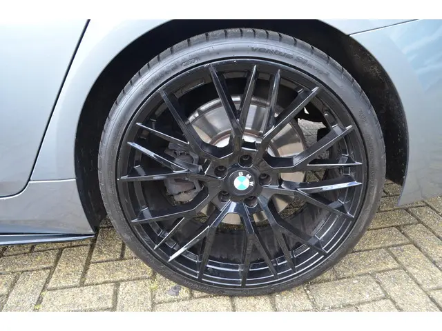 BMW 5 Serie 540i xDrive Touring 340 pk 2017 Benzine 41