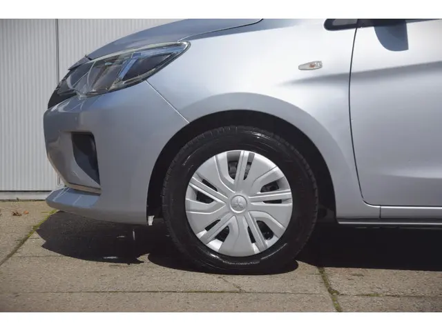 Mitsubishi Space Star 1.2 Cool+ 2021 Benzine 20