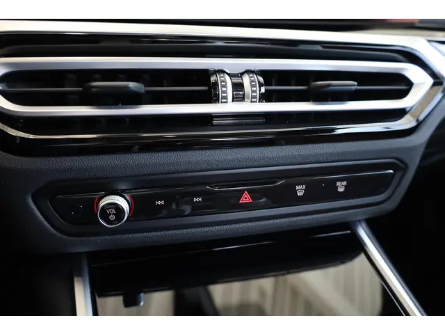 BMW 2 Serie Coupé 218i 2024 Benzine 19