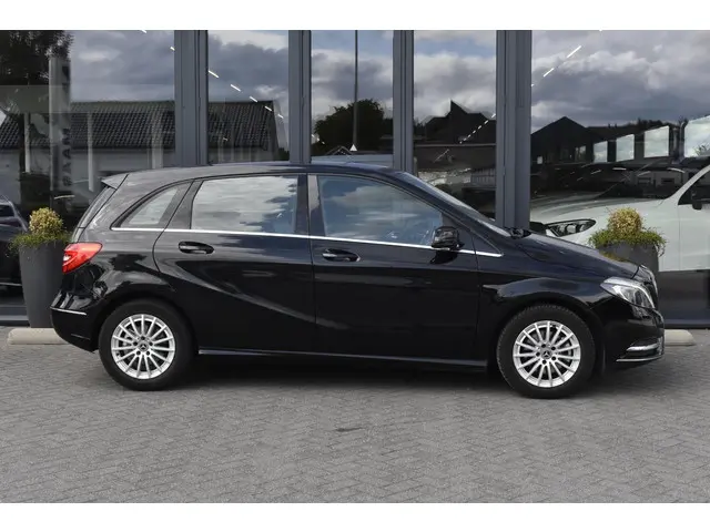 Mercedes-Benz B-Klasse 200 AUT7 Prestige 2013 Benzine 7