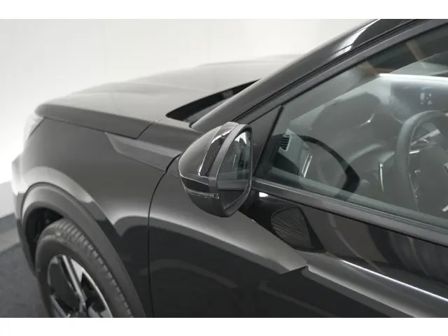 Peugeot 2008 PureTech 130 EAT8 Allure 2024 Benzine 23