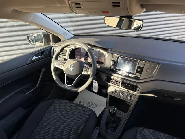 Volkswagen Polo 1.0 TSI Polo PDC/ CARPLAY 2022 Benzine 8
