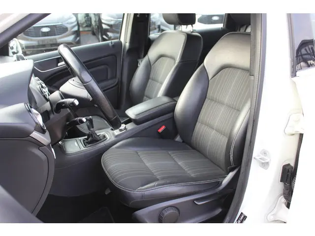Mercedes-Benz B-Klasse 180 CDI Prestige 2014 Diesel 21