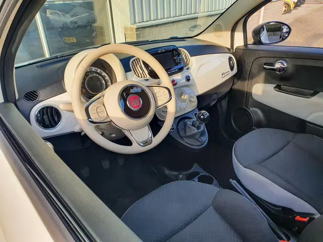 Fiat 500 1.2 Lounge 2019 Benzine 4