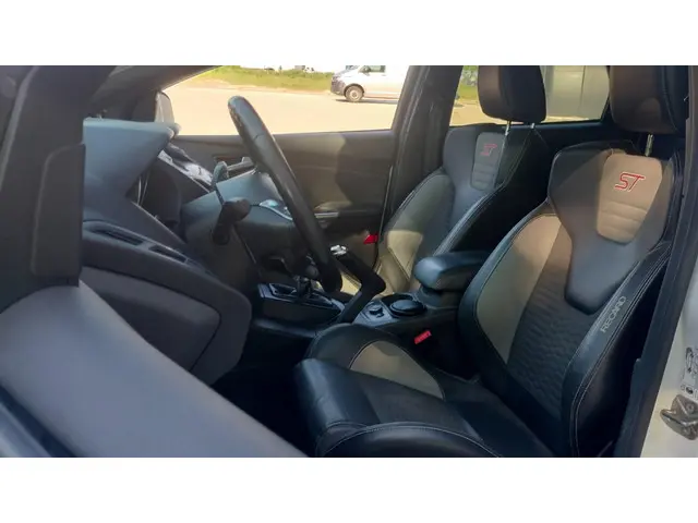 Ford Focus 2.0 EcoBoost ST-2 250PK Eibach 2013 Benzine 21