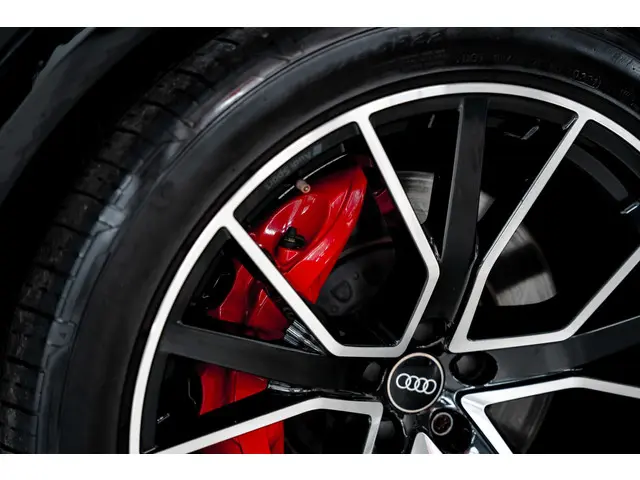 Audi SQ8 4.0 TFSI SQ8 quattro 2021 Benzine 15