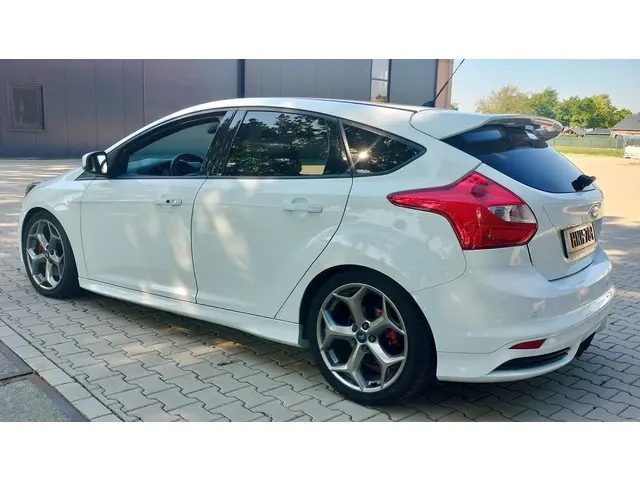 Ford Focus 2.0 EcoBoost ST-2 250PK Eibach 2013 Benzine 8