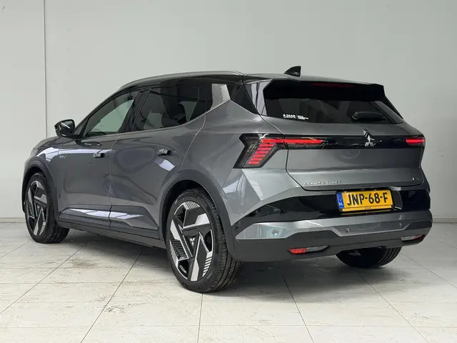 Mitsubishi Eclipse Cross Instyle 87 kWh 2025 Elektrisch 6