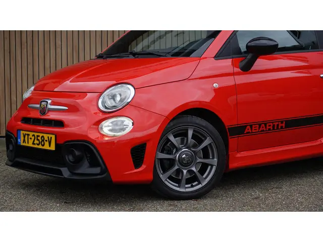 Abarth 595 1.4 T-Jet 145pk 2019 Benzine 38