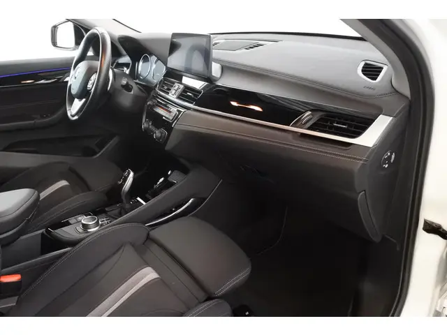 BMW X2 sDrive20i 192pk Exe Edition 2020 Benzine 29