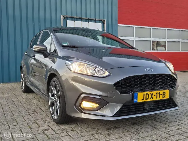 Ford Fiesta 1.0 EcoBoost ST-Line Airco 2019 Benzine 2