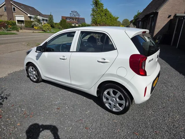 Kia Picanto 1.0 CVVT EconomyPlusLine 2017 Benzine 4