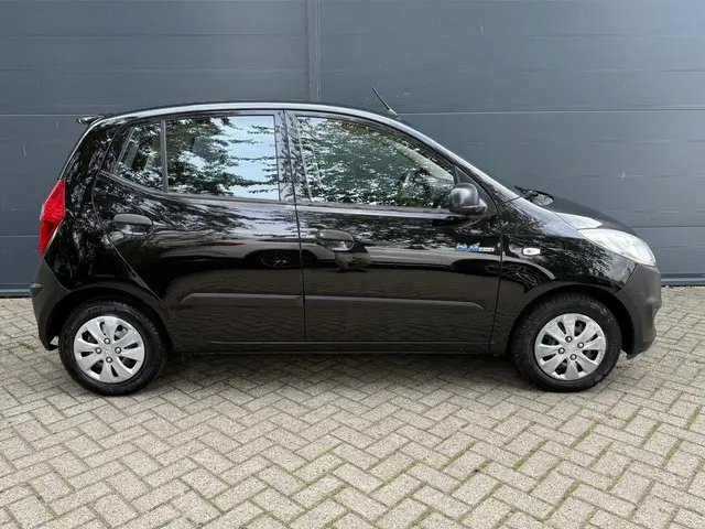 Hyundai i10 1.0 Pure/5D/Nieuw apk/blue drive 2012 Benzine 2