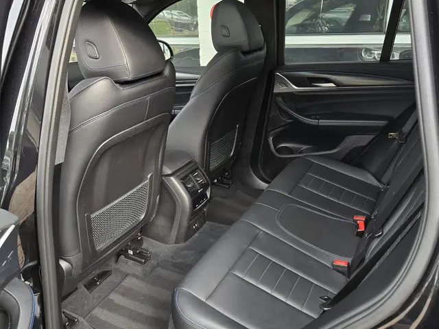 BMW X3 xDrive30e M SPORT 2022 Hybride Benzine 7