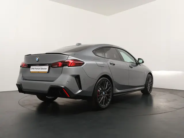 BMW 2 Serie Gran Coupé 223 xDrive 2025 Benzine 6