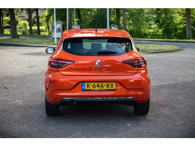 Renault Clio TCe 90 Intens 2021 Benzine 11