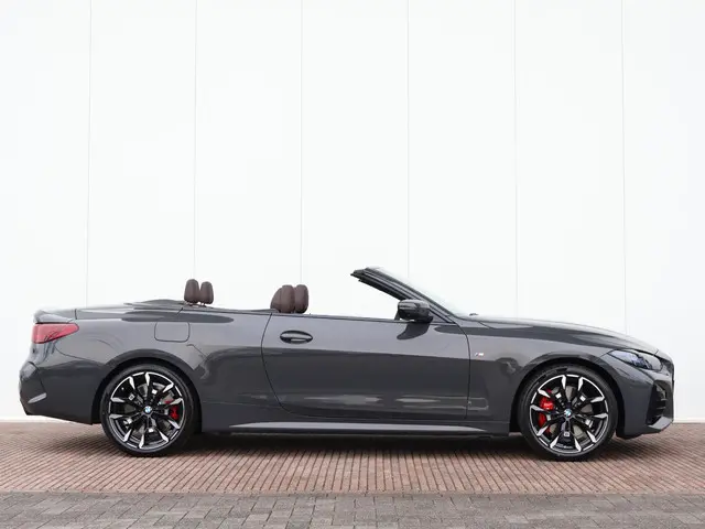 BMW 4 Serie 420i Cabrio 2025 Benzine 7