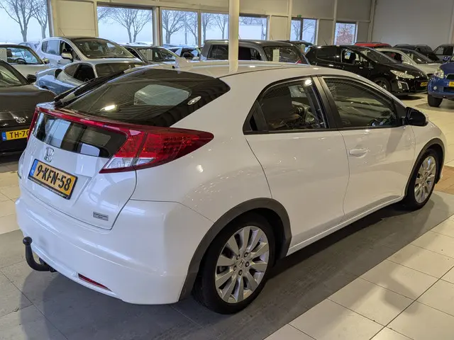 Honda Civic 1.4 Sport 2013 Benzine 4