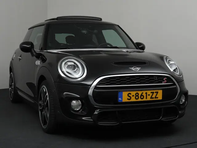 MINI Cooper S 2.0 2018 Benzine 31
