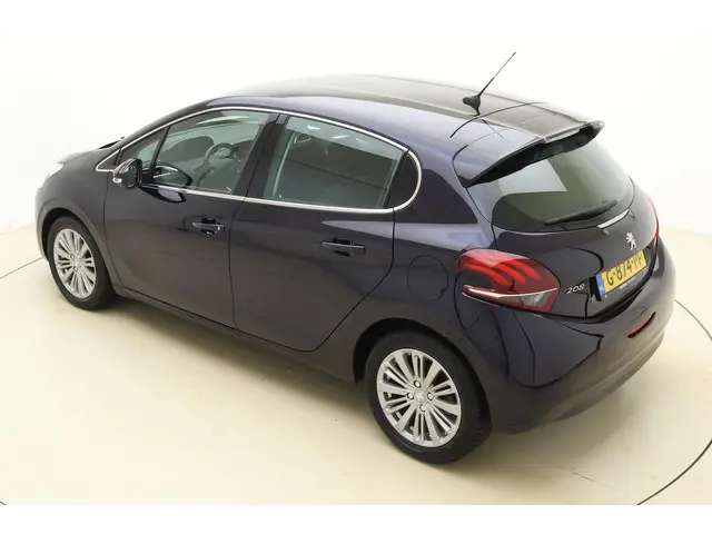 Peugeot 208 1.2T Blue Lease Allure 2019 Benzine 4