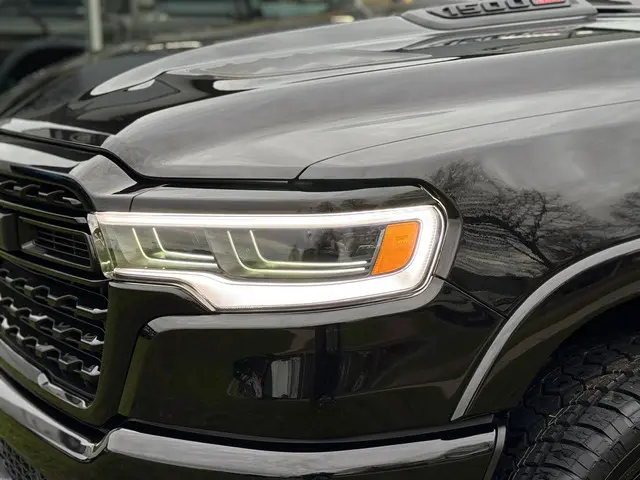 RAM 1500 3.0 TT SST H.O. LIMITED Night MY2025 2024 LPG/Gas 6