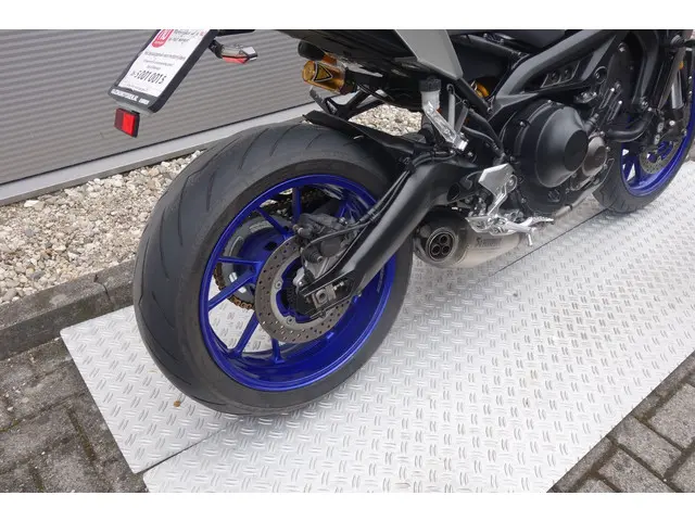 Yamaha MT 09 SP 2018 Benzine 11