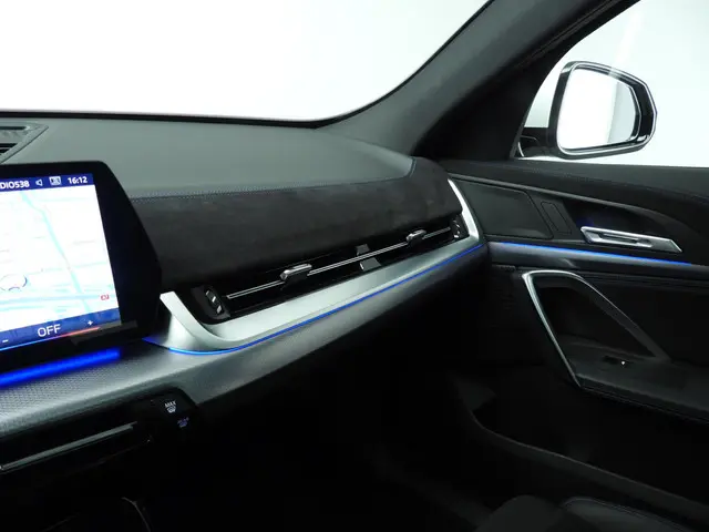 BMW iX2 eDrive20 2024 Elektrisch 34