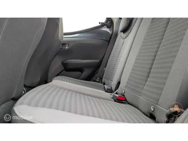 Toyota Aygo 1.0 VVT-i x-cite 2019 Benzine 27