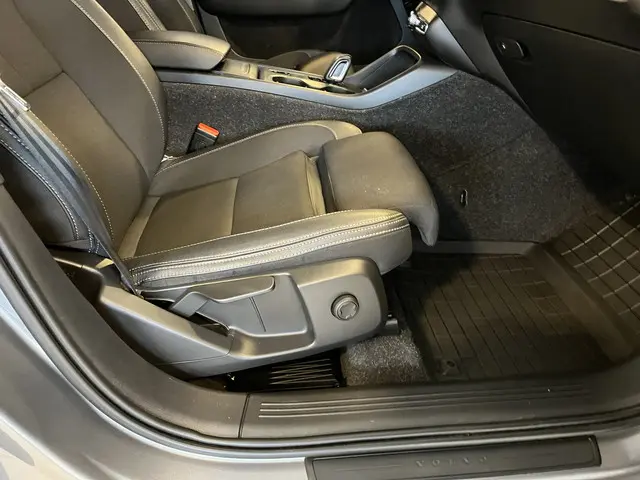 Volvo XC40 T4 Momentum 2018 Benzine 9