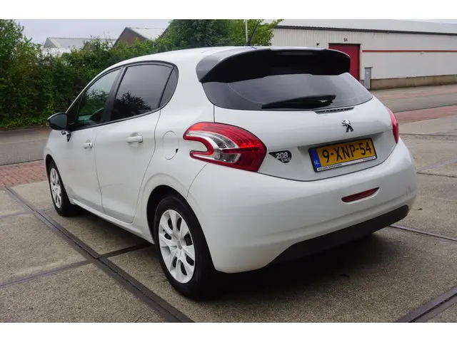 Peugeot 208 3
