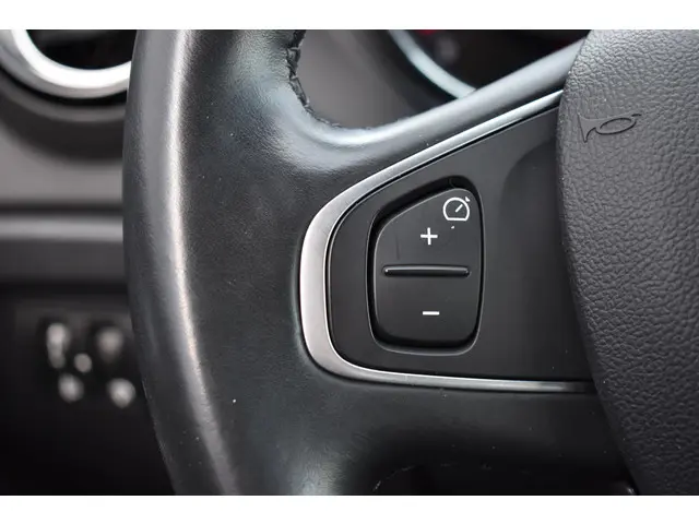 Renault Captur TCe 150 EDC Intens 2019 Benzine 21