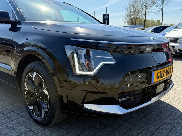 Kia Niro EV DynamicPlusLine 64.8 kWh 2024 Elektrisch 6
