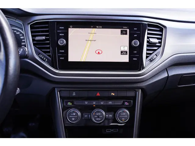Volkswagen T-Roc 1.0 TSI Style 2018 Benzine 42