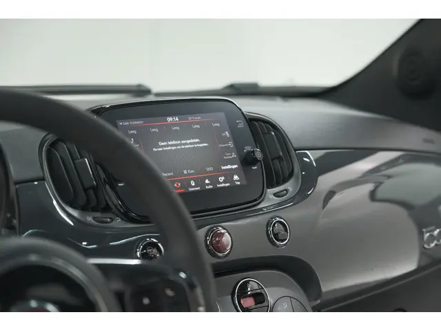 Fiat 500 1.0 Hybrid Dolcevita 2022 Benzine 47