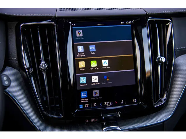 Volvo XC60 B5 Ultimate Dark 2023 Benzine 20